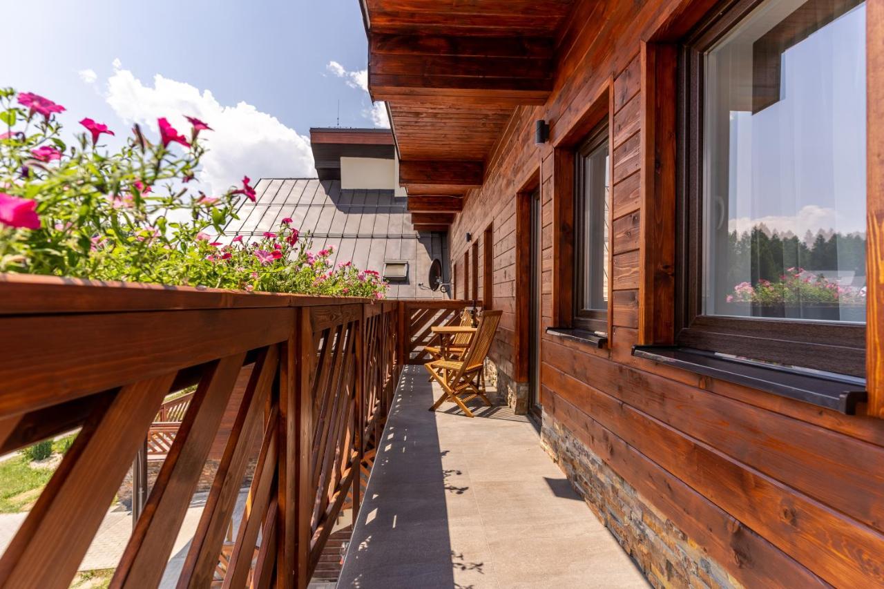 Villa Gloria Rooms & Apartments Доновали Екстериор снимка