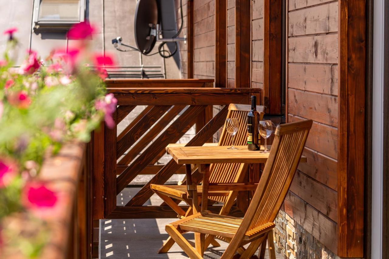 Villa Gloria Rooms & Apartments Доновали Екстериор снимка