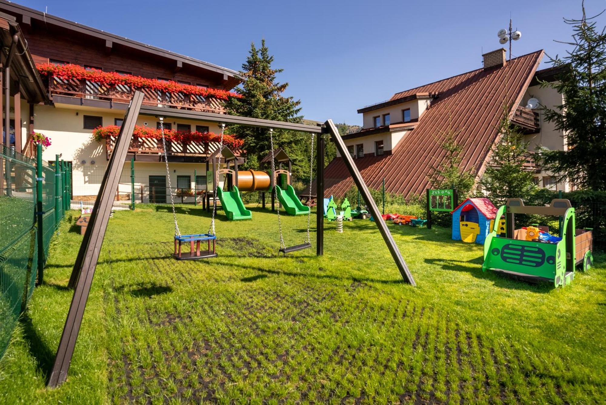 Villa Gloria Rooms & Apartments Доновали Екстериор снимка