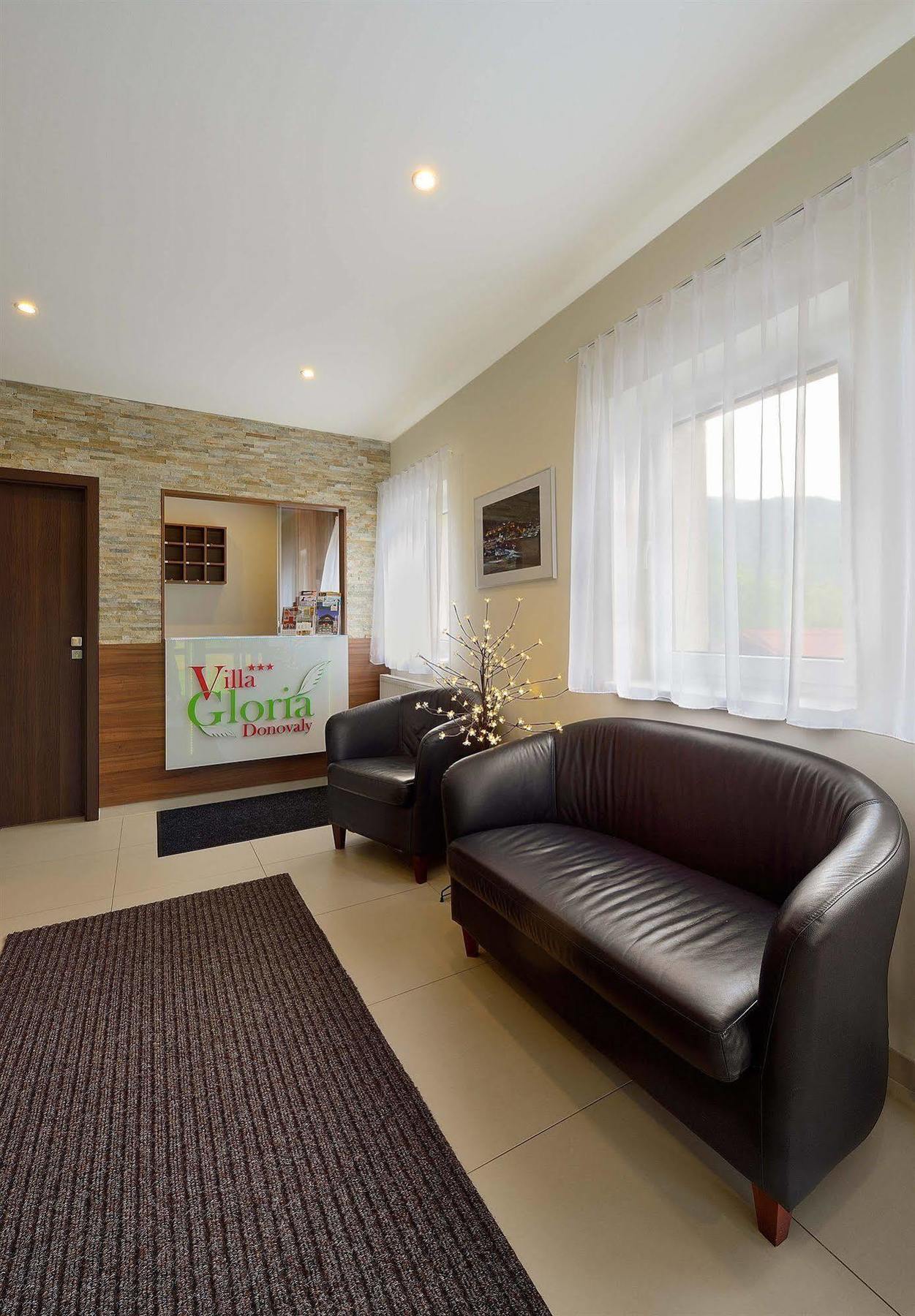 Villa Gloria Rooms & Apartments Доновали Екстериор снимка
