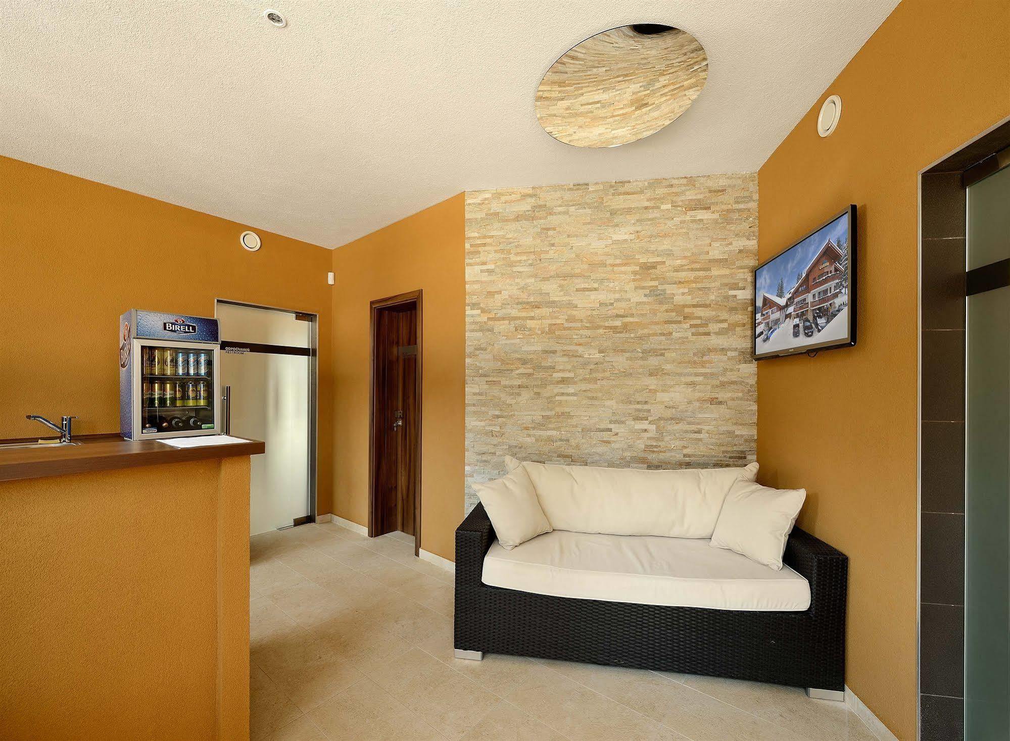 Villa Gloria Rooms & Apartments Доновали Екстериор снимка