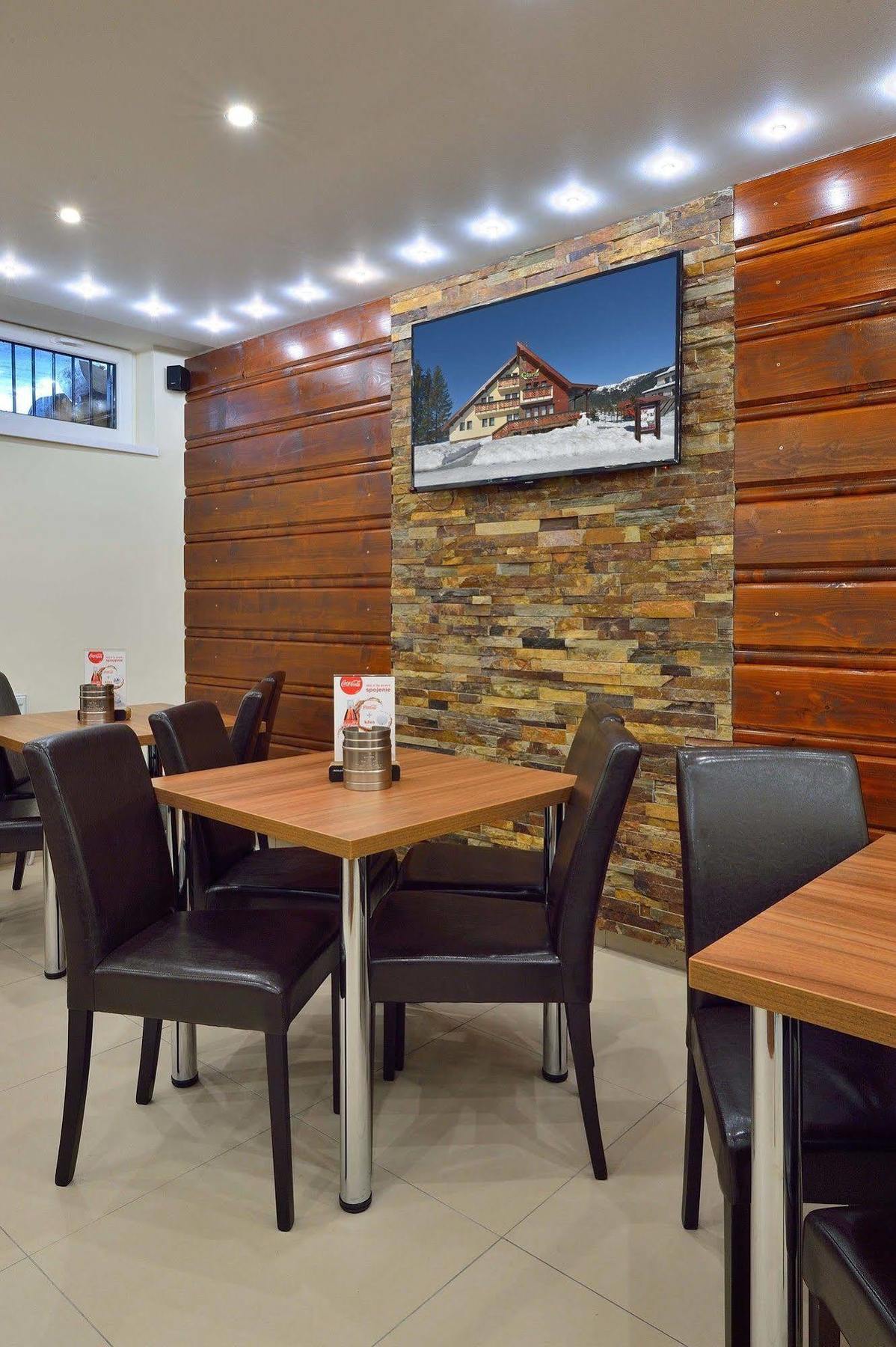 Villa Gloria Rooms & Apartments Доновали Екстериор снимка